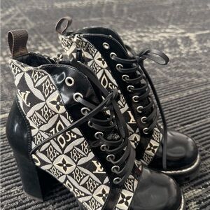 Louis Vuitton Ankle Boots — Authentic